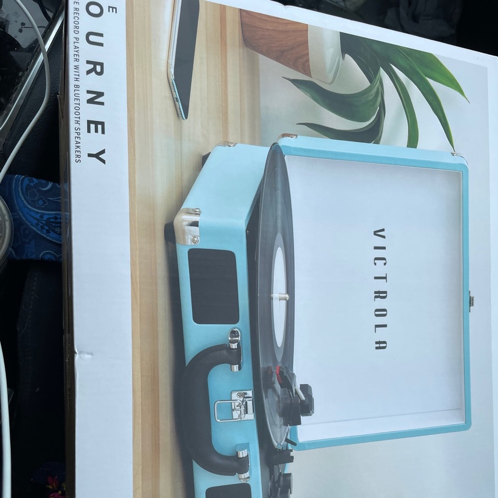 Victrola record player